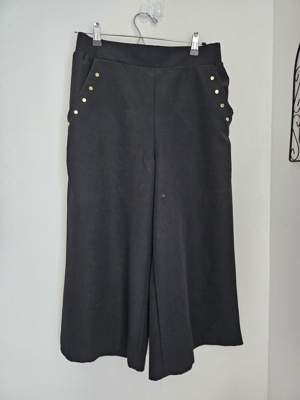 IMAN Black Calf Length Wide Leg Pants with Gold Buttons